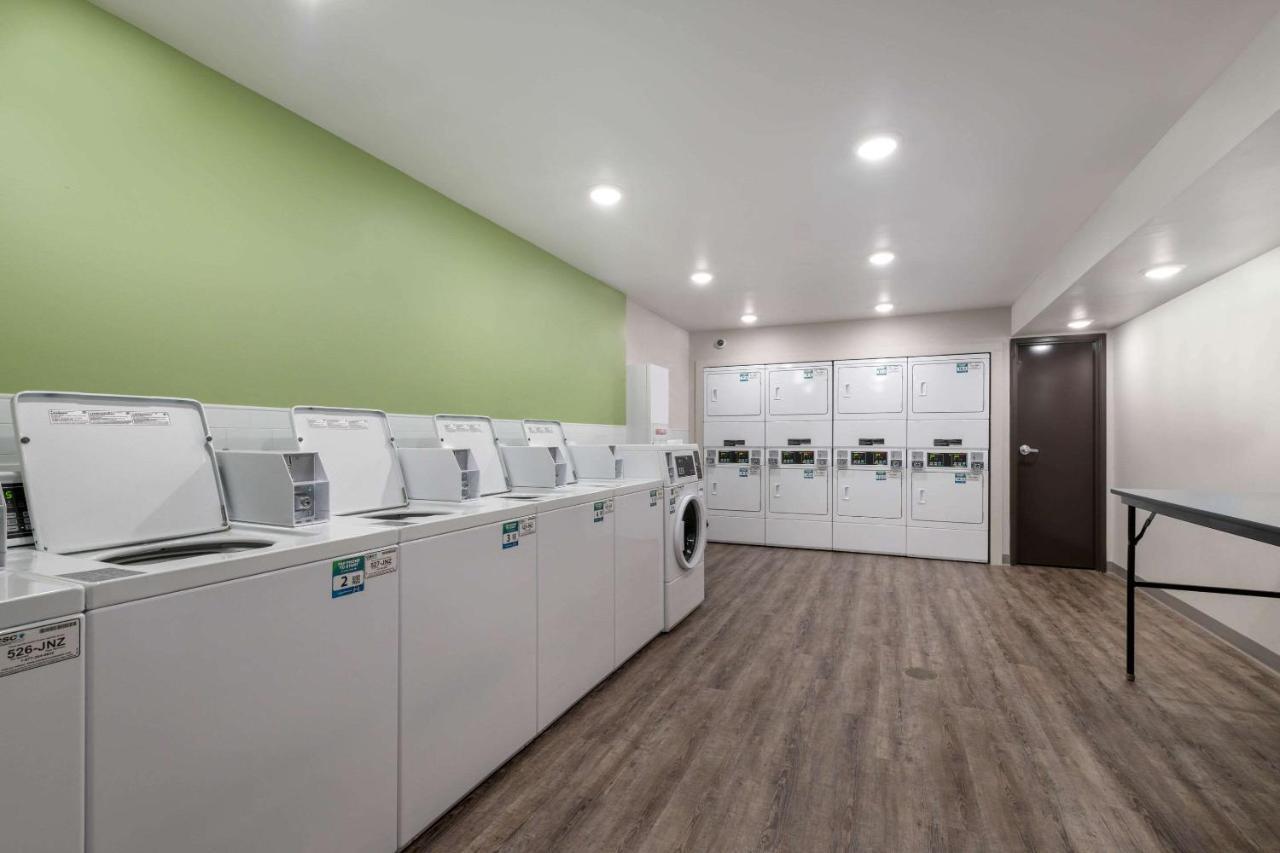 Woodspring Suites Concord-Charlotte Speedway Bagian luar foto